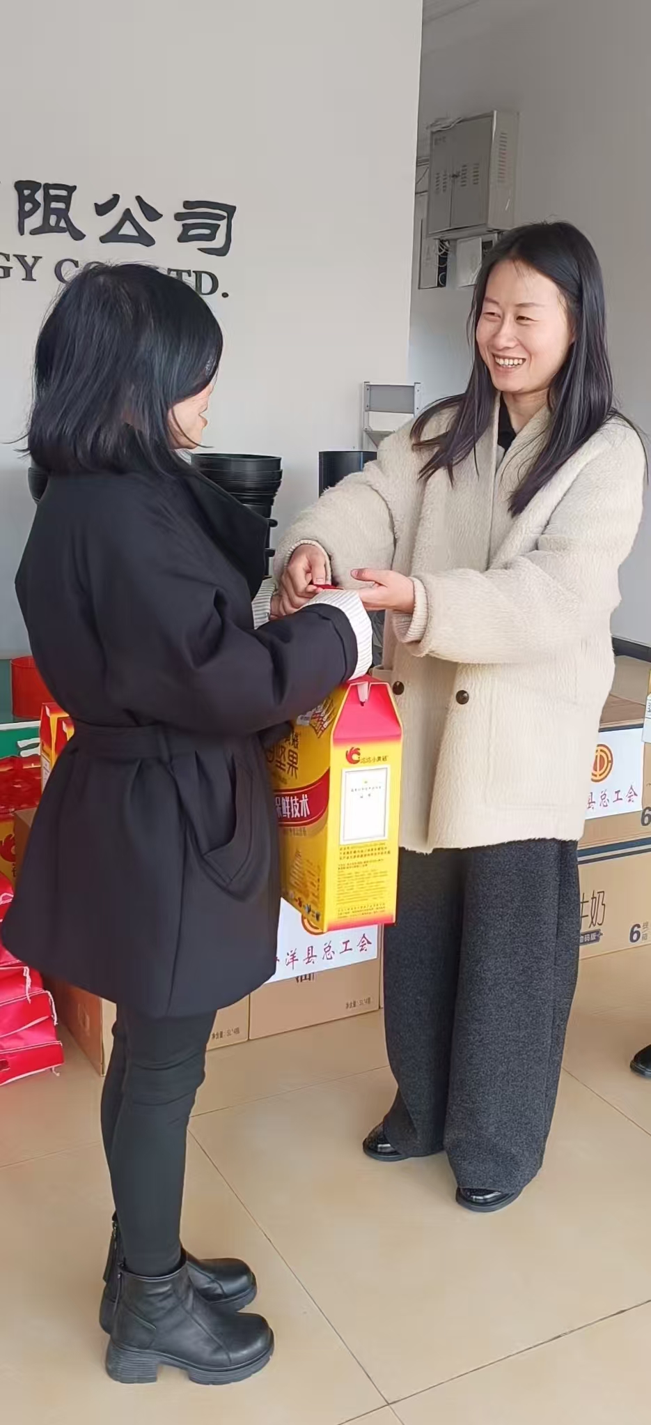 情暖新春 关爱同行——沙洋县总工会春节慰问走进万锦科技